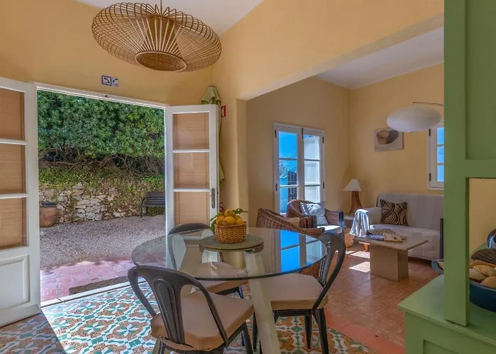 Dom wakacyjny Lovely Rustic Casa Catita With Amazing Roof Terrace Views