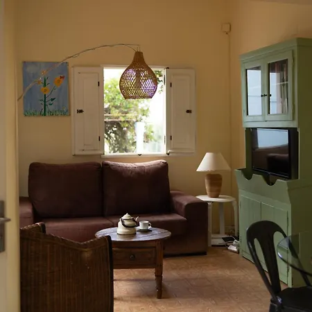 Дом отдыха Lovely Rustic Casa Catita With Amazing Roof Terrace Views