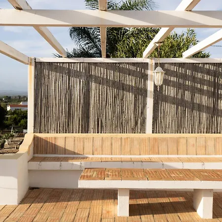 Lovely Rustic Casa Catita With Amazing Roof Terrace Views Дом отдыха *